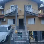 Ap 2 Dormitorios Rio Tavares 32